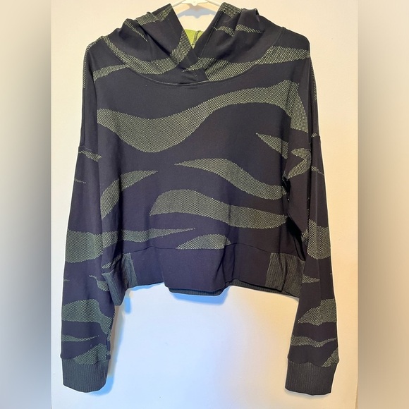 NWT Fabletics Joelle SculptKnit® Hoodie II Neon Zebra Black/Green Women Size L - Picture 5 of 9